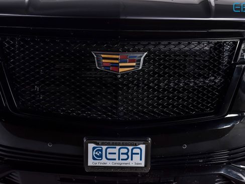 Used 2023 Cadillac Escalade Sport image 9