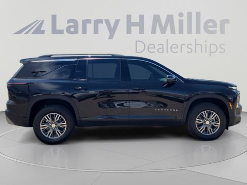 Certified 2026 Chevrolet Traverse LT w/ Driver Confidence Package AWD/4WD image 6