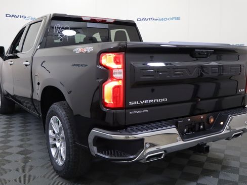 New 2026 Chevrolet Silverado 1500 LTZ w/ Technology Package AWD/4WD image 9