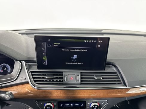 Certified 2023 Audi Q5 2.0T Premium Plus w/ Premium Plus Package AWD/4WD image 8