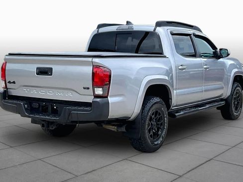 Used 2021 Toyota Tacoma SR5 AWD/4WD image 13