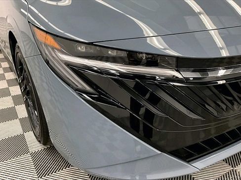 New 2026 Nissan Sentra SR image 13