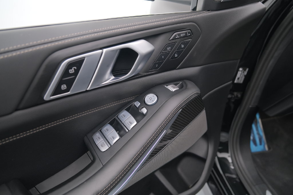 Used 2025 BMW X7 M60i w/ Executive Package AWD/4WD image 60
