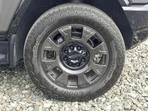 Used 2026 GMC Hummer EV 3X AWD/4WD image 27