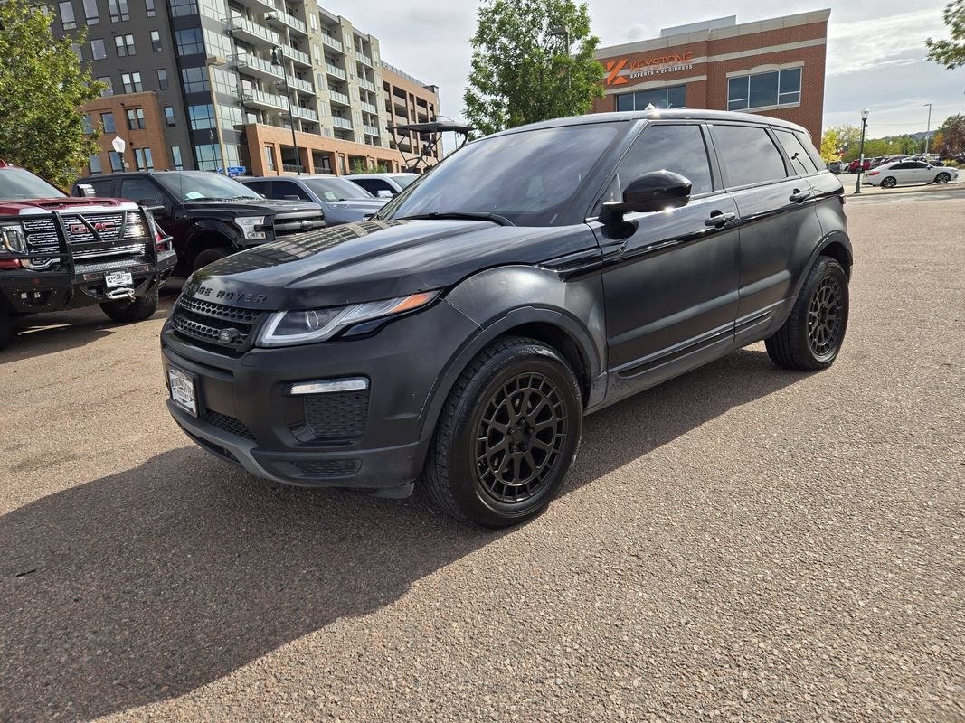 Used 2017 Land Rover Range Rover Evoque SE AWD/4WD image 4