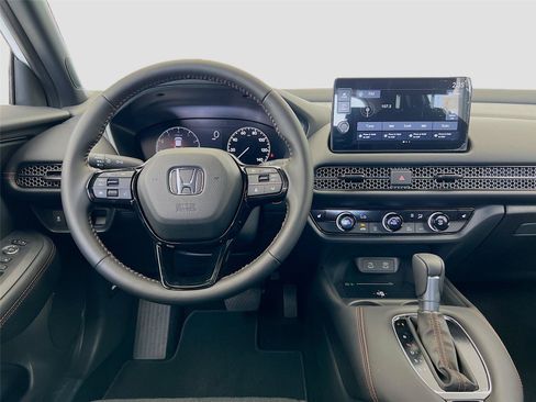 New 2027 Honda HR-V Sport image 2