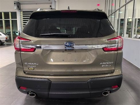 New 2025 Subaru Ascent Limited image 6