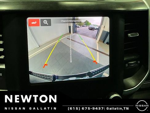 Used 2023 RAM 1500 Big Horn AWD/4WD image 6