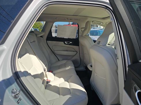 New 2026 Volvo XC60 T8 Ultra w/ Protection Package Premier AWD/4WD image 11
