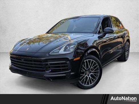 Used 2023 Porsche Cayenne Platinum Edition image 1