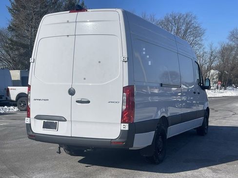 New 2025 Mercedes-Benz Sprinter 2500 image 4