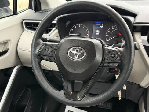 Used 2024 Toyota Corolla Cross L AWD/4WD image 14