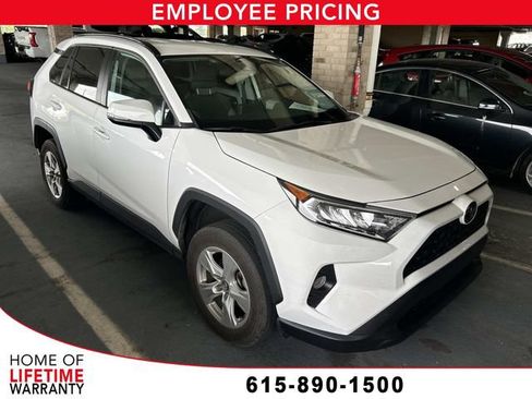 Used 2021 Toyota RAV4 XLE FWD image 1
