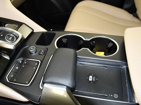 Used 2024 Acura MDX SH-AWD image 32