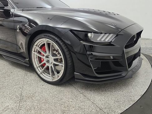 Used 2020 Ford Mustang Shelby GT500 w/ Technology Package RWD image 28