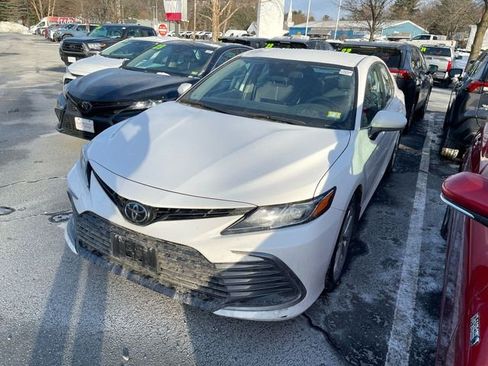 Certified 2023 Toyota Camry LE image 2