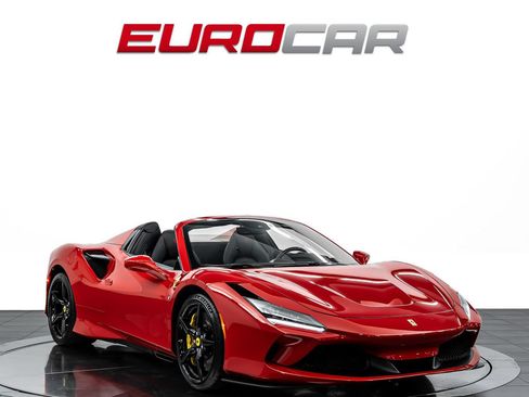 Used 2021 Ferrari F8 Tributo RWD image 9