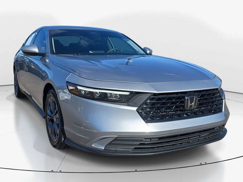 Used 2023 Honda Accord EX image 2