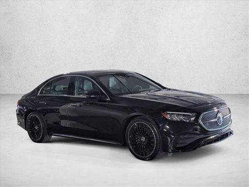 Certified 2025 Mercedes-Benz E 350 4MATIC Sedan image 3