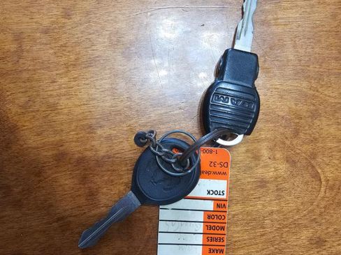 Used 2011 RAM 2500 ST w/ ST Popular Equipment Group AWD/4WD image 41