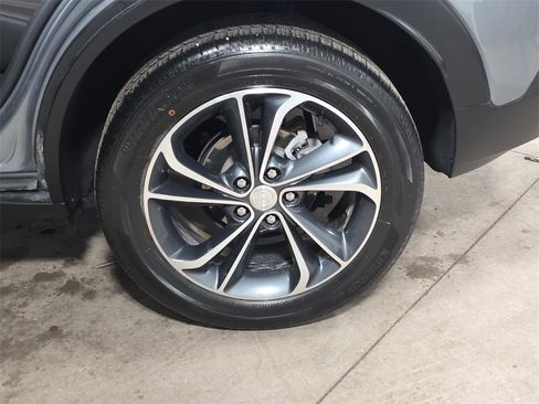 Used 2023 Buick Encore GX Select w/ Safety Package II image 32