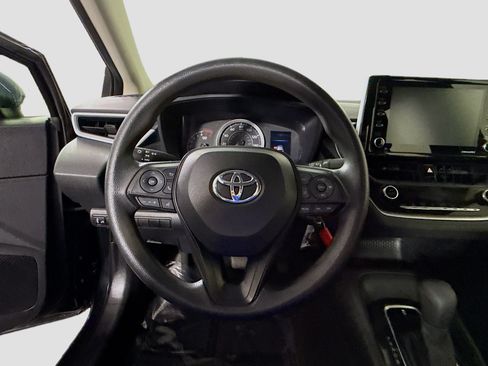 Used 2021 Toyota Corolla LE FWD image 13