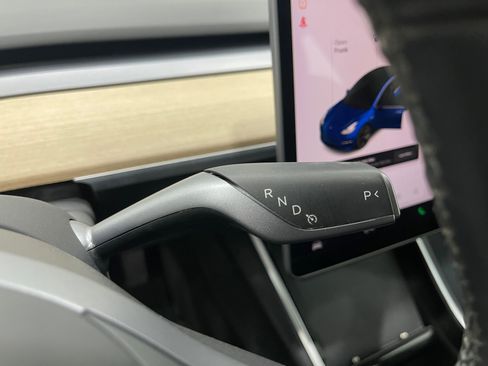 Used 2018 Tesla Model 3 Long Range image 26