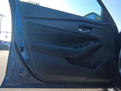 Used 2023 Honda Accord EX image 14