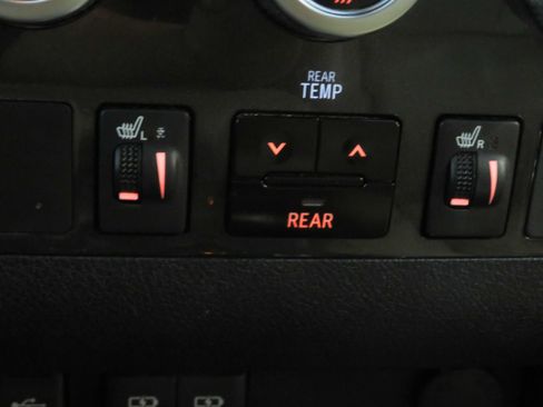 Used 2020 Toyota Sequoia Limited w/ Safety & Convenience Package AWD/4WD image 52