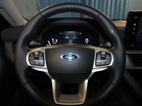 New 2026 Ford Explorer Active image 9