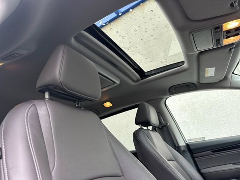 Used 2024 Honda Odyssey Touring image 21