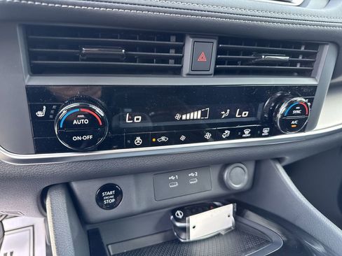 New 2026 Nissan Rogue SV w/ Cold Weather Package FWD image 18