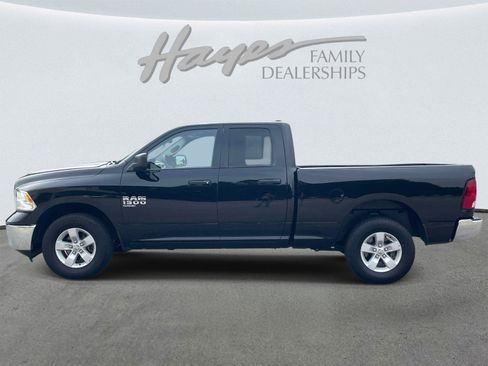 Used 2024 RAM 1500 Classic SLT AWD/4WD image 6