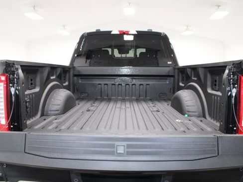 New 2026 Ford F250 Lariat AWD/4WD image 16