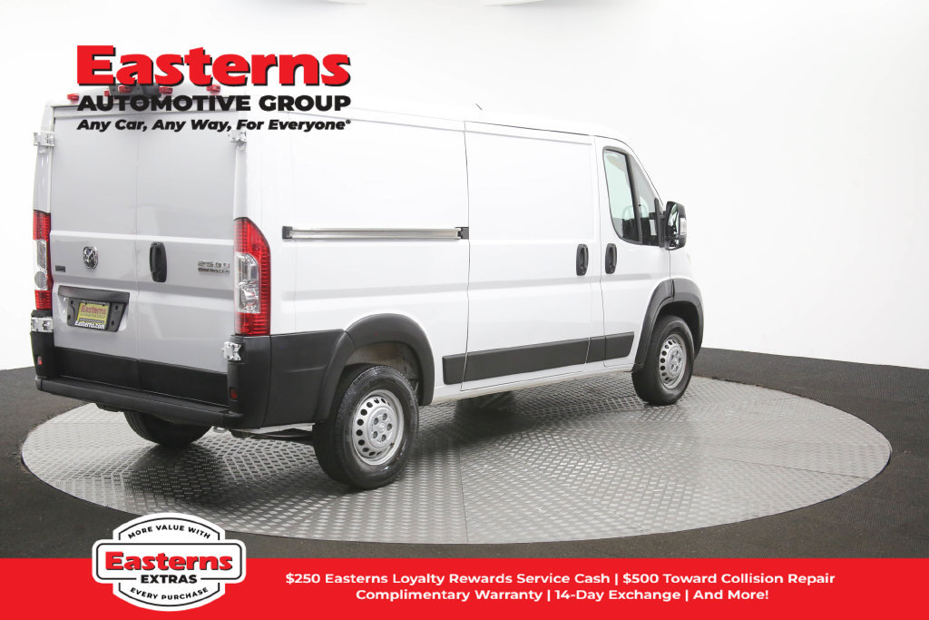 Used 2025 RAM ProMaster 2500 w/ Convenience Group FWD image 36