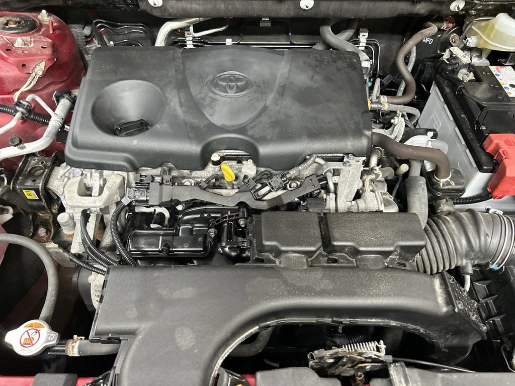 Used 2019 Toyota RAV4 LE w/ All Weather Liner Package AWD/4WD image 23