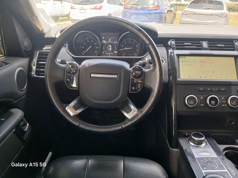 Used 2020 Land Rover Discovery SE AWD/4WD image 26