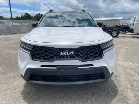 Used 2023 Kia Sorento S w/ Panoramic Sunroof Package AWD/4WD image 9
