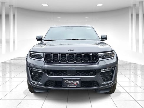 New 2026 Jeep Grand Cherokee Summit image 8