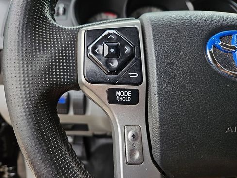 Used 2014 Toyota Tacoma PreRunner w/ SR5 Package RWD image 29