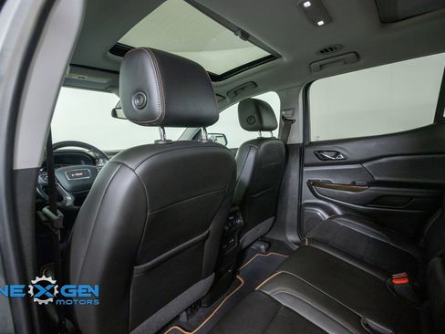 Used 2021 GMC Acadia AT4 w/ LPO, 'HIT The Road' Package AWD/4WD image 28