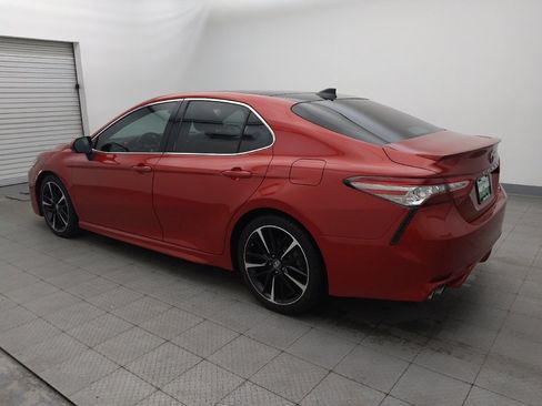 Used 2019 Toyota Camry XSE FWD image 3