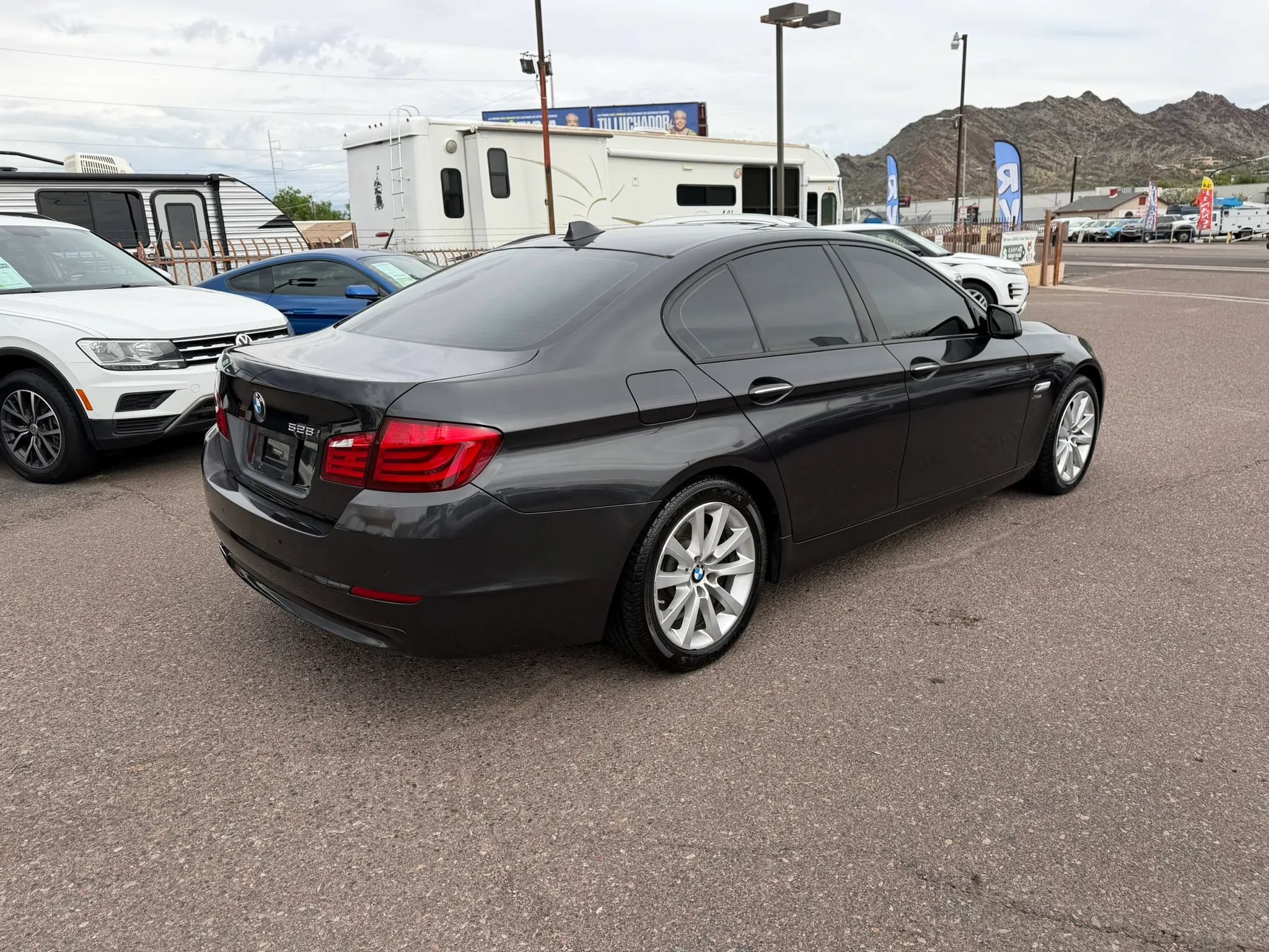Used 2012 BMW 528i xDrive Sedan AWD/4WD image 5