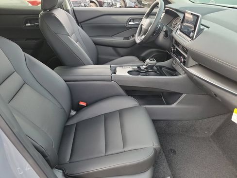 New 2026 Nissan Rogue Dark Armor FWD image 12