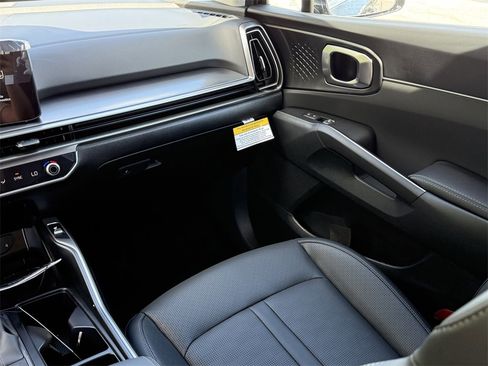 New 2026 Kia Sorento S w/ S Panoramic Sunroof Package image 16