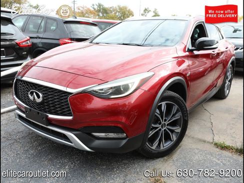 Used 2017 INFINITI QX30 Premium w/ Cargo Package image 1