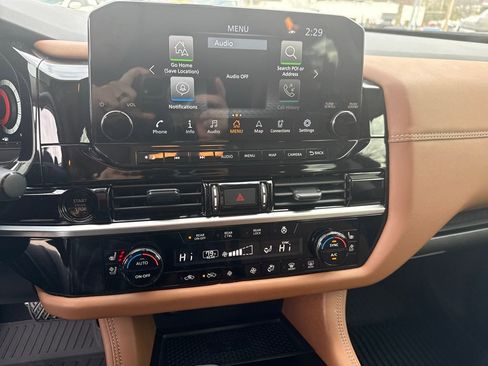 Certified 2025 Nissan Pathfinder Platinum image 20