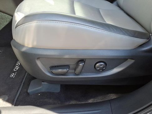 Used 2025 INFINITI QX50 Luxe image 7