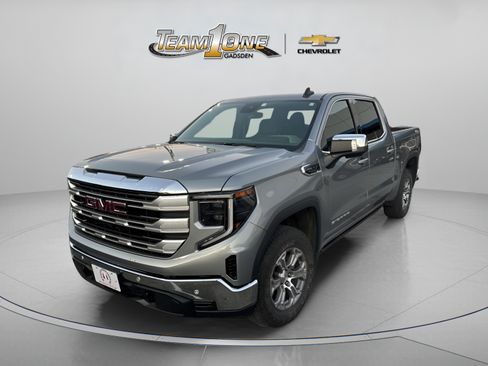 Used 2024 GMC Sierra 1500 SLE w/ Preferred Package AWD/4WD image 4