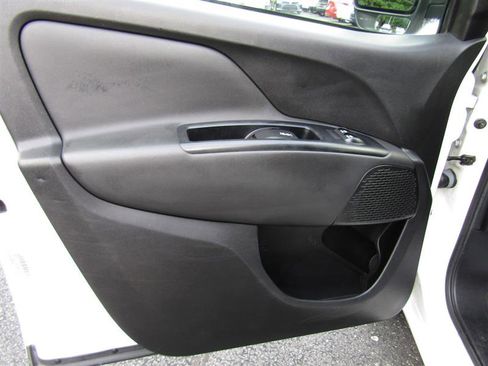 Used 2019 RAM ProMaster City Tradesman SLT image 9